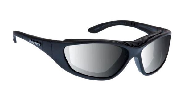 Picture of Ugly Fish Ultimate Photochromic Sunglasses - Matt Black Frame & Clear Lens